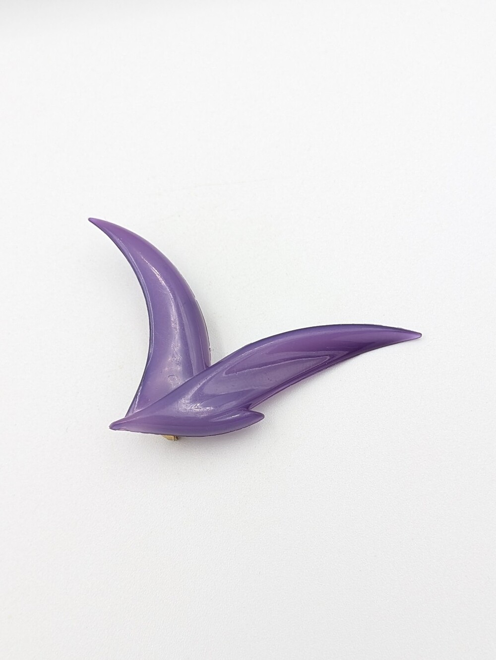 Vintage Buch Deichmann Copenhagen # 3 acrylic 1980s bird brooch pin